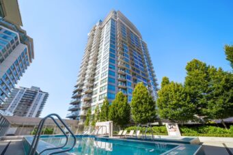 #1703 – 125 E 14th Street